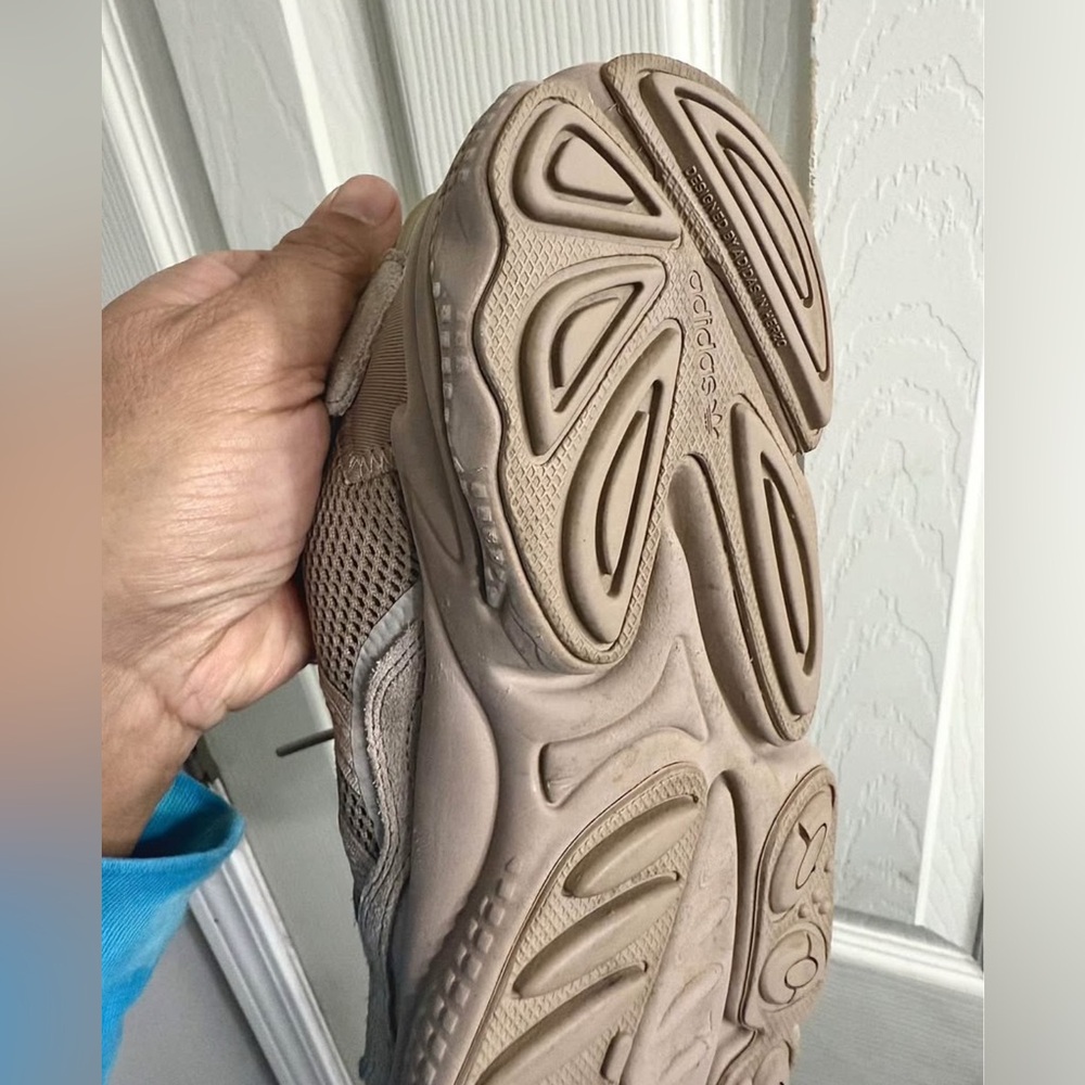 Adidas Ozweego Beige Sneakers